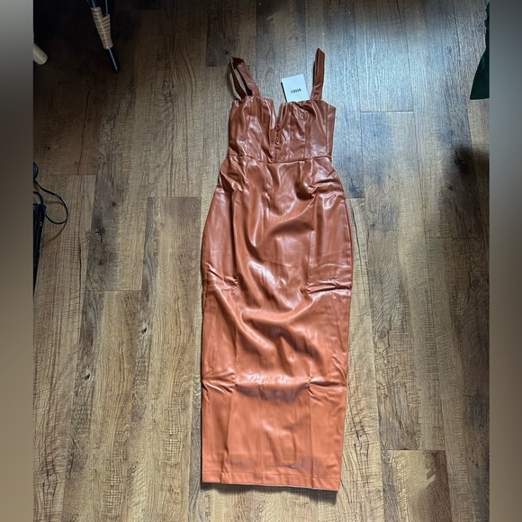 NOOKIE Leona Midi Dress In Tan - Picture 4 of 6